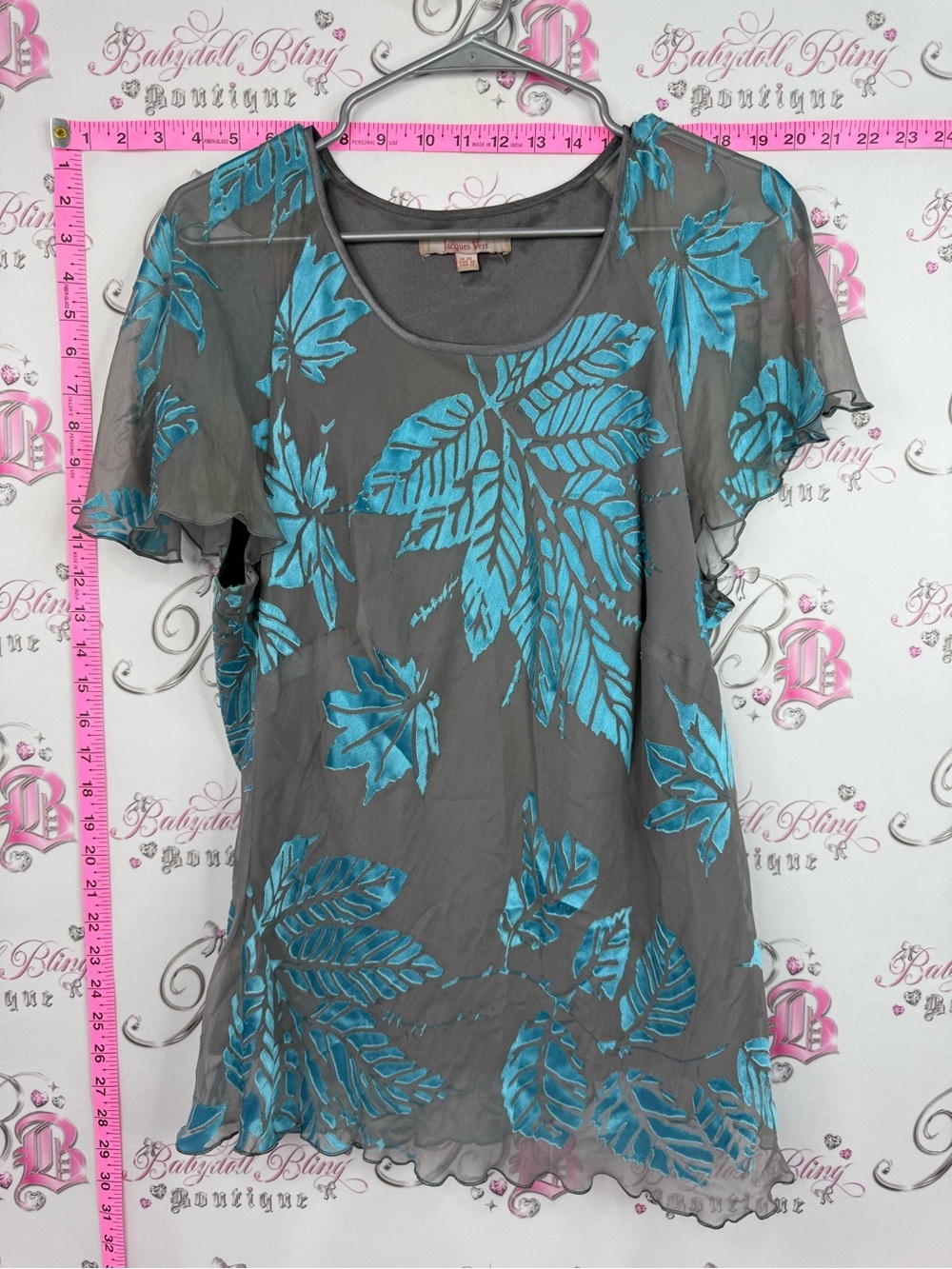 Jacques vert silk Gray Flutter-Sleeve Tunic with Teal Leaf Embroidery